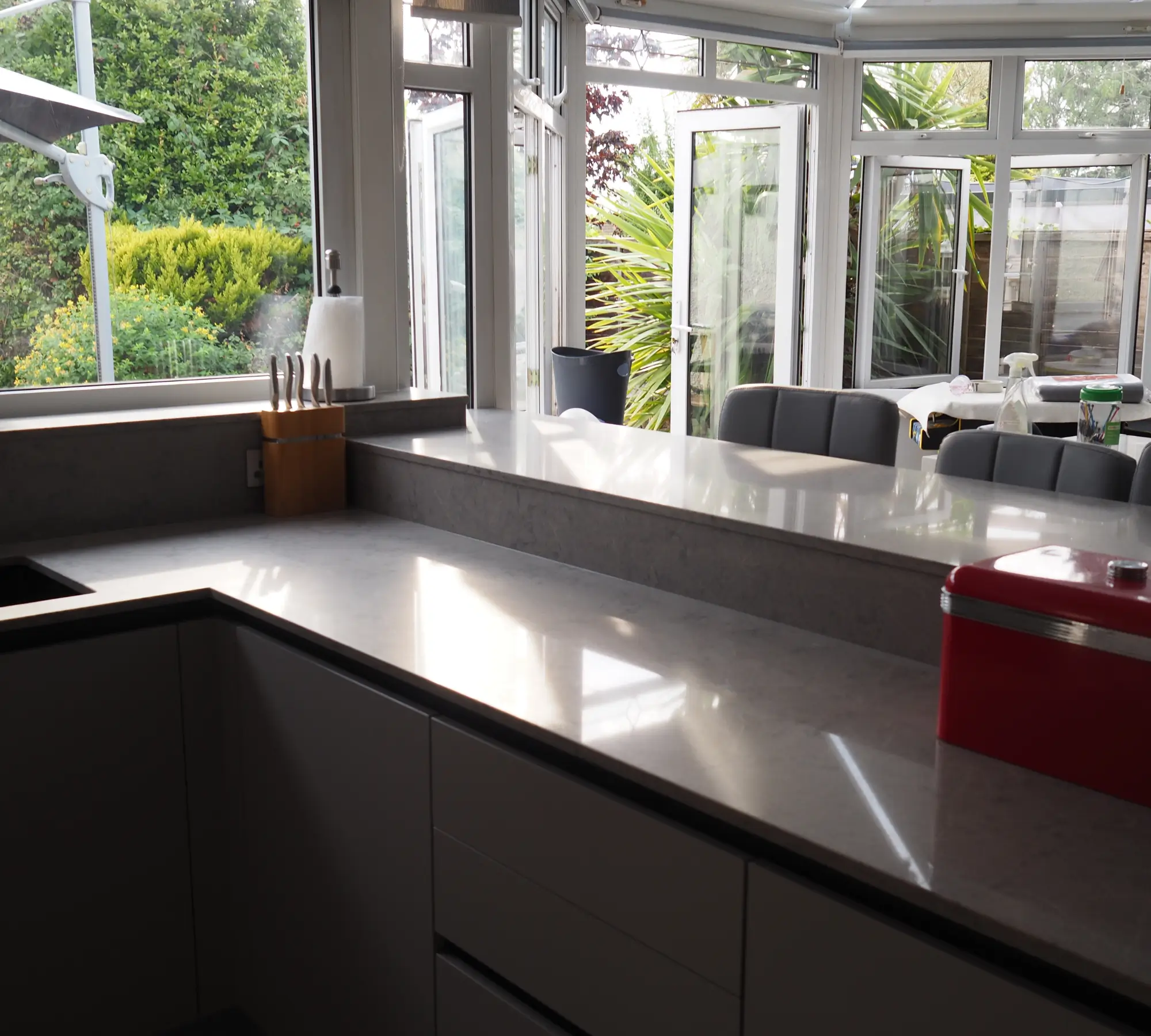 Countertop with garden view